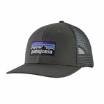 Patagonia P-6 Logo Trucker Hat Basecap, forge grey