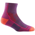 Darn Tough Women’s Hiker Quarter Midweight Wandersocken, M, berry