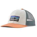 Patagonia P-6 Logo LoPro Trucker Hat Basecap, white w/peach sherbet
