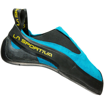 Der Cobra von La Sportiva ist ein sehr sensibler Kletterschuh. Als Slipper lässt er sich schnell an- und ausziehen und sitzt optimal am Fuß. Der Cobra ist ein ungefütterter Lederschuh