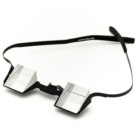 Die Kletterbrille von CU zum nackenschonenden Sichern hat Spiegelprismen aus hochwertigen optischem Glas und ein Brillengestell aus Edelstahl