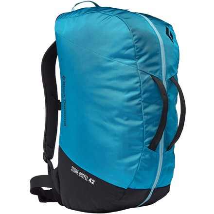 Der Stone Duffel ist ein Praktischer Kletterrucksack, der auch als Sporttasche getragen werden kann