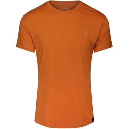 Das Sloper Tee von Rungne ist ein zeitloses Boulder-T-Shirt mit tollen Features, das im Alltag ebenfalls eine gute Figur macht.