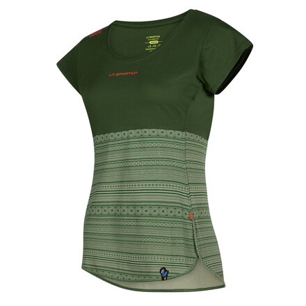Reinschlüpfen und losklettern, das geht ganz wunderbar mit dem Lidra T-Shirt aus Bio-Baumwolle für Frauen von La Sportiva.