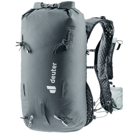 Der Vertrail 16 Tourenrucksack von Deuter überzeugt durch sein robustes und wasserdichtes Material und sein besonders einfaches Handling.