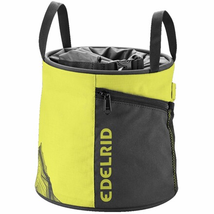 Der Edelrid Boulder Chalk Bag Herkules ist groß und geräumig und hat einen sicheren Stand ideal für ausgedehnte Bouldersessions und zum Teilen mit Freunden