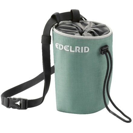 Der Edelrid Chalk Bag Rodeo ist ein stylisher Kreidebeutel mit Drawcord-Verschluss, den es in zwei Ausführungen für kleine oder große Hände gibt