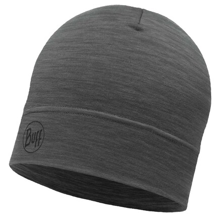 Die Merino Lightweight Beanie von Buff ist die ideale Lösung für kühles Übergangswetter und passt problemlos unter jeden Helm.