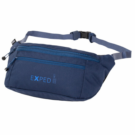 Mit der Travel Belt Pouch von Exped hast du eine sehr geräumige und leichte Hüfttasche an deiner Seite, die auf Reisen alles Wichtige griffbereit hält.