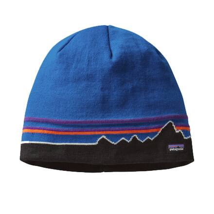 Die Beanie Hat von Patagonia ist eine schicke Strickmütze, die in jede Tasche passt und damit zum richtigen Zeitpunkt am richtigen Ort ist.