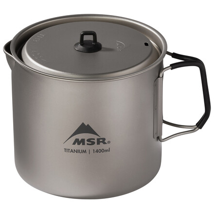 Die MSR Titan Kettle Töpfe aus leichtem und sehr robustem Titan eignen sich ideal für Minimalisten und Weitwanderer, bei denen es auf jedes Gramm ankommt.