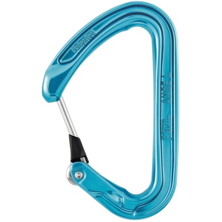 Der Petzl Ange Schnappkarabiner ist ein besonders leichter Drahtschnapper mit einem cleveren Seitenschutz, der vor Felskontakt schützt. Mit Keylock-System