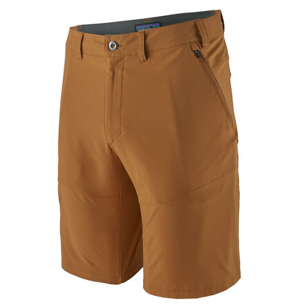 Die Patagonia Terravia Trail Shorts Trekkingshorts 10 in. ist ein besonders robustes, schmutz- und wasserabweisende Modell mit 4-Wege-Stretch.