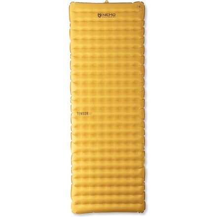 Die Nemo Equipment Tensor Trail Ultralight Insulated Sleeping Pad Isomatte ist eine bequeme und sehr leichte Schlafmatte für anspruchsvolle Trekkingtouren.