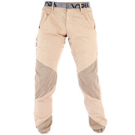 Die Nograd Resistant Pant Kletterhose überzeugt durch ihr robustes und flexibles Material und ihr außergewöhnliches Design. Im Chalkr Shop bestellen.