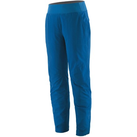 Die Caliza Rock Pants von Patagonia für Frauen ist eine ideale Kletterhose für lange Klettertage am Fels. Sie punktet durch viele Einstellmöglichkeiten.