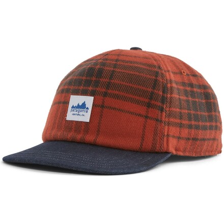 Die robuste Patagonia Range Cap Basecap punktet mit ihrem klassisch-amerikanischen Arbeiterlook und ihrer nachhaltigen Materialzusammenstellung.