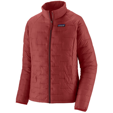 Die Patagonia Women's Micro Puff Jacket ist eine extrem leichte Kunstfaserjacke, die sich aufgrund ihrer Isolierung hervorragend für windige Tage eignet.