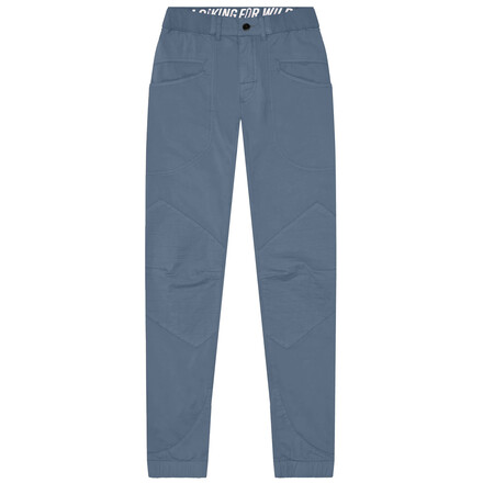 Die Fitz Roy Pant von Looking for Wild ist eine Boulderhose mit viel Funktion und einem tollen, urbanen Look, der die Hose voll alltagstauglich macht