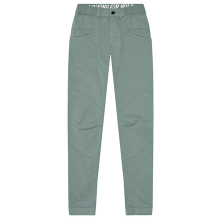 Die Fitz Roy Pant von Looking for Wild ist eine Boulderhose mit viel Funktion und einem tollen, urbanen Look, der die Hose voll alltagstauglich macht