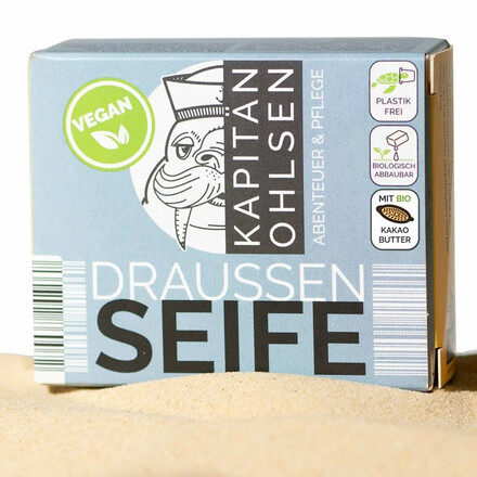 Die Draussen Seife von Kapitän Ohlsen ist eine feste Outoor Seife mit frischen Duft, vegan, zu 100% biologisch abbaubar und handgemacht und Deutschland 