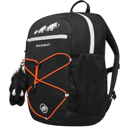 Der Mammut First Zip ist ein funktionaler und bequemer Trekkingrucksack für kleine Nachwuchs-Abenteurer. Mit Trillerpfeife am Brustgurt und kleinem Plüsch-Mammut.