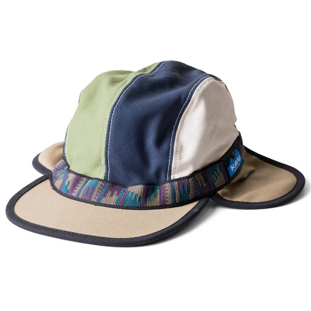 Die Kavu Strapcap Trapper ist eine Basecap mit wärmendem Fleecefutter und Ohrenklappen. Mit klassischem Gurtband und kleinem Logopatch an der Seite