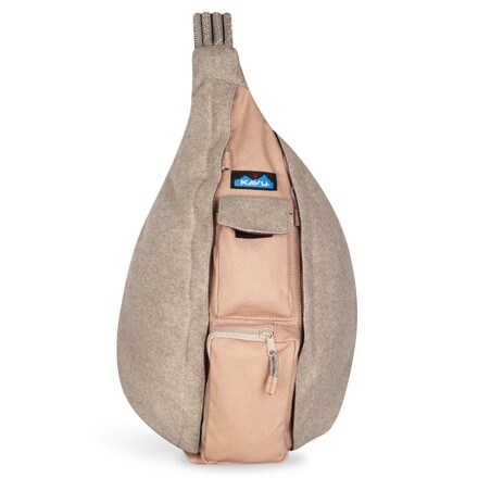 Die kuschelige Kavu Camp Cozy Rope Bag ist eine stylische und praktische Schultertasche mit einem Trageriemen aus Kletterseil. Im Klettershop online bestellen