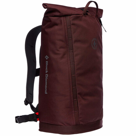 Der geräumige und stylische Black Diamond Street Creek 30 Roll-Top Pack Daypack ist ein vom Haulbag-Design inspirierter Alltagsheld. Mit Laptopfach!