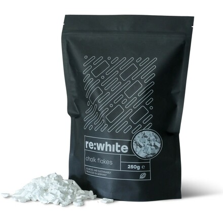 Die re:white Chalk Flakes sind die ideale Mischung aus fine und crushed Chalk und bestehen aus 100% europäischem Magnesiumcarbonat Hydroxid.