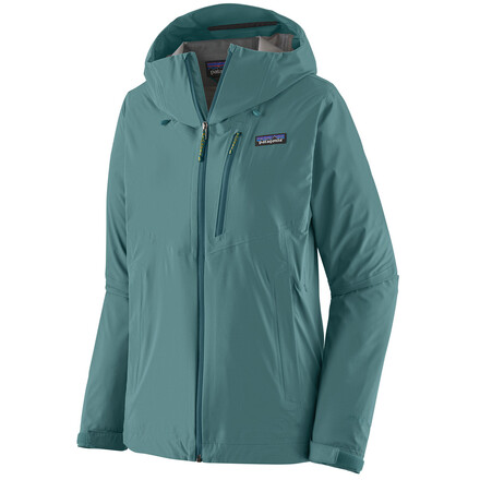 Die Women's Granite Crest von Patagonia ist eine besonders wasserdichte und atmungsaktive Hardshelljacke, die aus recycelten Fischernetzen besteht