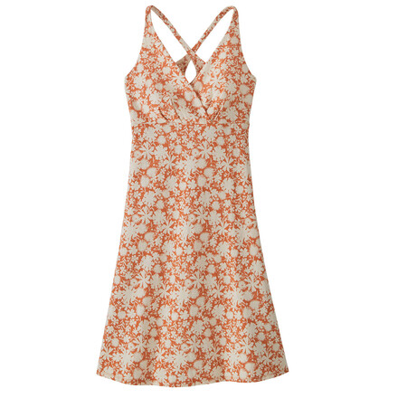 Das Patagonia Amber Dawn Dress ist ein feminines und zugleich bequemes Kleid für die warmen Tage. Das Keyhole Design am Rücken ist ein echter Hingucker!