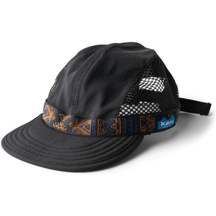 Die Kavu Capn Softbill ist ein leichtes und luftiges Basecap mit einem formbaren Schirm und Mesh-Einsatz an den Seiten. Natürlich im ikonischen Kavu-Look.