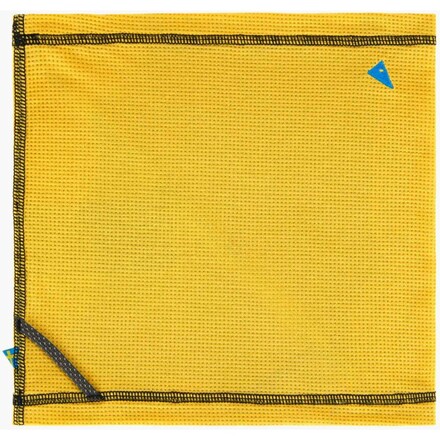 Der Klättermusen Allvis Neck Gaiter ist ein vielseitig einsetzbarer und sehr stylischer Schlauchschal. Kuschelig und kompakt zugleich.