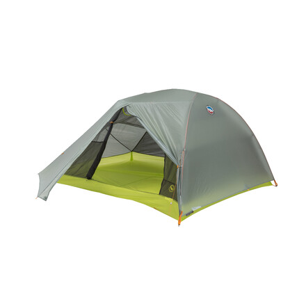 Das kompakte und leichte Big Agnes Tiger Wall UL2 2-Personen Zelt ist schnell aufgebaut und bietet genug Stauraum für euer Equipment unterwegs.