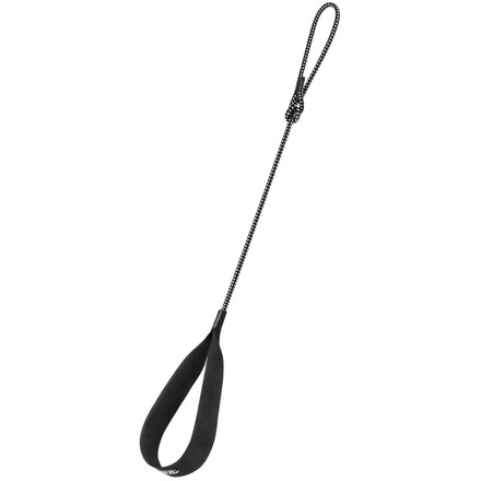 Die Linkin ist eine leichte, komfortabel anzubringende und zu bedienende Handschlaufe, die vor Verlust des Eispickels schützt.