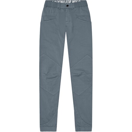 Die Fitz Roy Pant von Looking for Wild ist eine Boulderhose mit viel Funktion und einem tollen, urbanen Look, der die Hose voll alltagstauglich macht