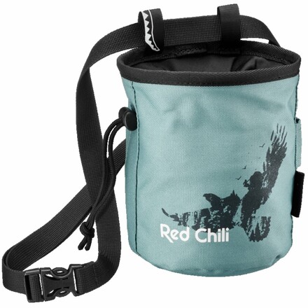 Der Beta Chalk Bag von Red Chili hat eine große Reißverschlusstasche, die genug Platz für dein Handy oder eine Topo bietet. Lieferung inklusive Gürtel