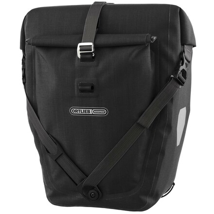 Die Ortlieb Back-Roller Plus ist eine zuverlässige Fahrradtasche mit dem neuen QL2.2-Befestigungssystem. Einfach montiert und super robust!