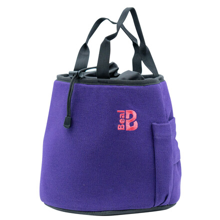 Der Beal Monster Cocoon II Chalk Bag eignet sich dank seines großen Fassungsvermögens für monstermäßig lange Bouldersessions. Standfest und zuverlässig!