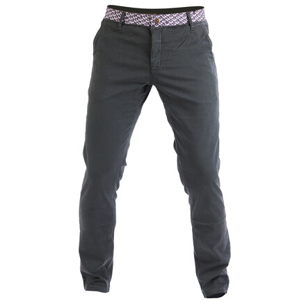 Die Nograd Fonzi Kletterhose ist eine schmal geschnittene Boulderhose mit elastischem Bund. Im Klettershop Chalkr online bestellen