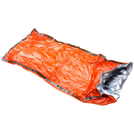 Der Deuter Bivibag UL ist ein leichter, wetterfester und kompakter Biwaksack, der dich im Notfall gut sichtbar vor Kälte und Nässe schützt.