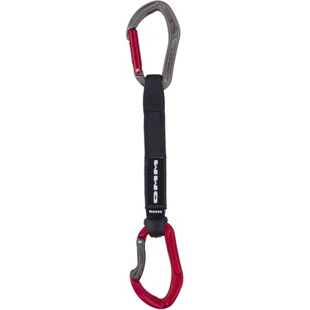 Das DMM Alpha Sport Express-Set ist für Sportkletterer gemacht und verfügt über eine robuste Nylon Schlinge, sowie ergonomisch geformte Karabiner
