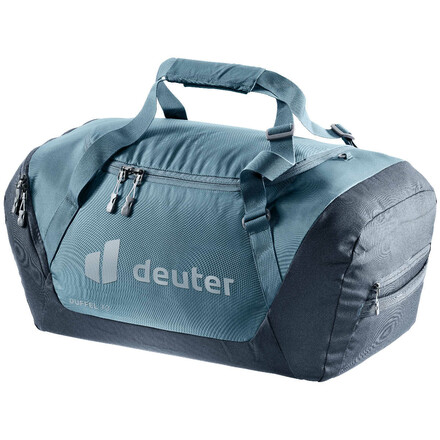 Die Deuter Duffel 70 ist eine robuste und kompakte Reisetasche mit gepolsterten Trageriemen. Sie kann auch als Rucksack getragen werden!