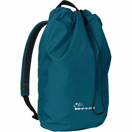  Der DMM Pitcher Rope Bag ist ein simpler Seilrucksack, der über eine integrierte Seilplane und komfortable Schulterträger verfügt.