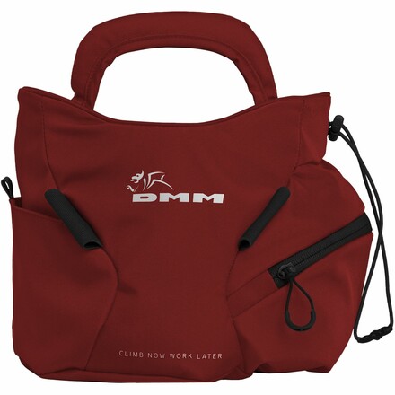 Der DMM Edge Boulder Chalk Bag bietet viel Kapazität für dein Chalk und hält mit zwei großen Taschen besonders viel Platz für dein Material bereit