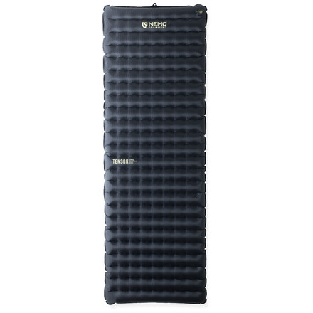 Die leichte Nemo Tensor Extreme Conditions Ultralight Insulated Sleeping Pad Isomatte ist für extreme Wetterbedingungen jenseits der -20 Grad gemacht.