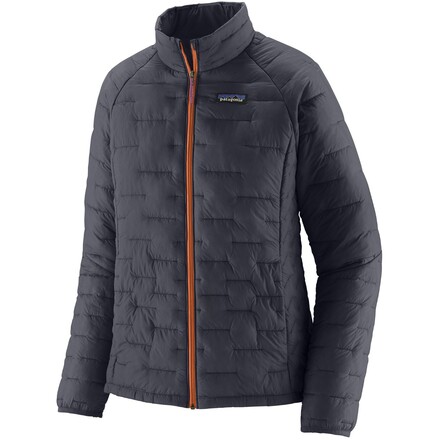 Die Patagonia Women's Micro Puff Jacket ist eine extrem leichte Kunstfaserjacke, die sich aufgrund ihrer Isolierung hervorragend für windige Tage eignet.