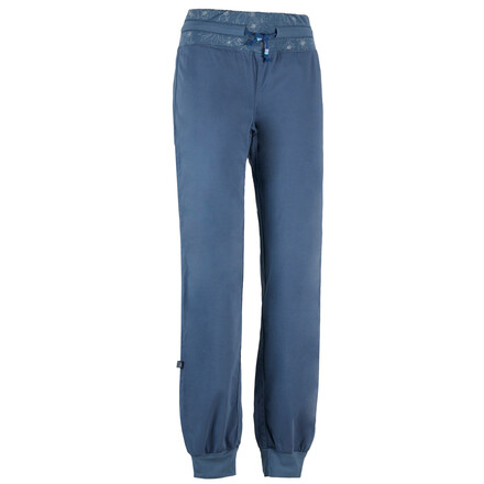 Die Hit von E9 ist eine gemütliche Boulderhose mit einem gemusterten Bündchen, das für die individuelle Weitenregulierung noch einen Kordelzug hat.