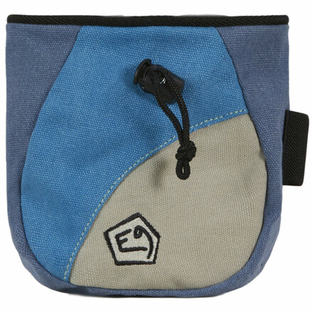 Der E9 Drop Z ist eine praktische Chalk Bag im ungewöhnlichen Tropfendesign. Sein Kordelzug ist einhändig zu bedienen und hält dein Chalk an Ort und Stelle
